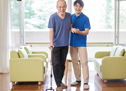 歩行補助杖の利用